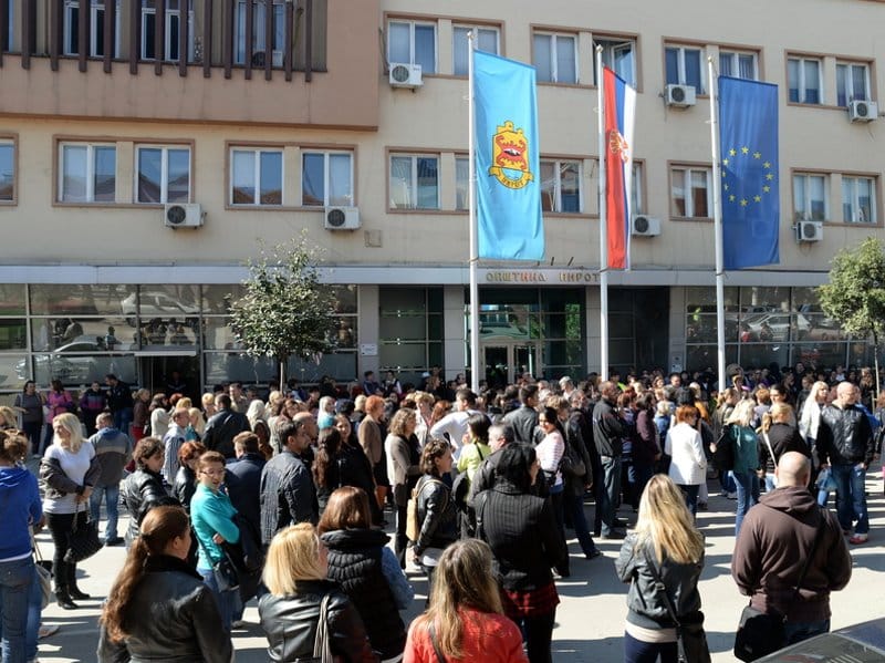 Problemi radnika pirotskog “Prvog maja” 1 prvi maj strajk pirotske vesti