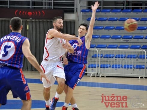 Konstantin pobedom počeo sezonu 15 490x370 kk konstantin nis