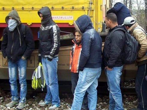 U jednom kombiju 55 imigranata 1 imigranti telegraf