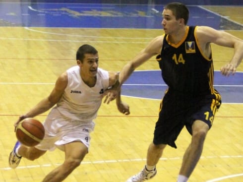 Besplatno na Konstantin 9 490x370 Vlada Velickovic Konstantin