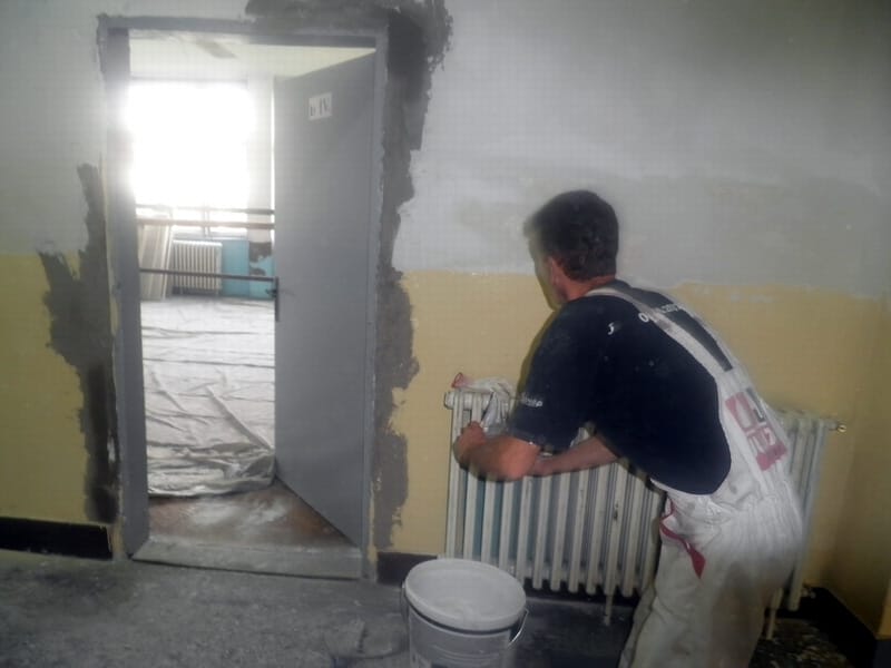 Renoviranje učionica u prokupačkoj Tehničkoj školi 18 RADOVI U KOLI