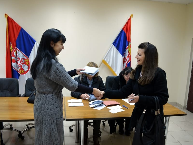 Svrljig: uručena jednokratna pomoć 8 DSC 0010