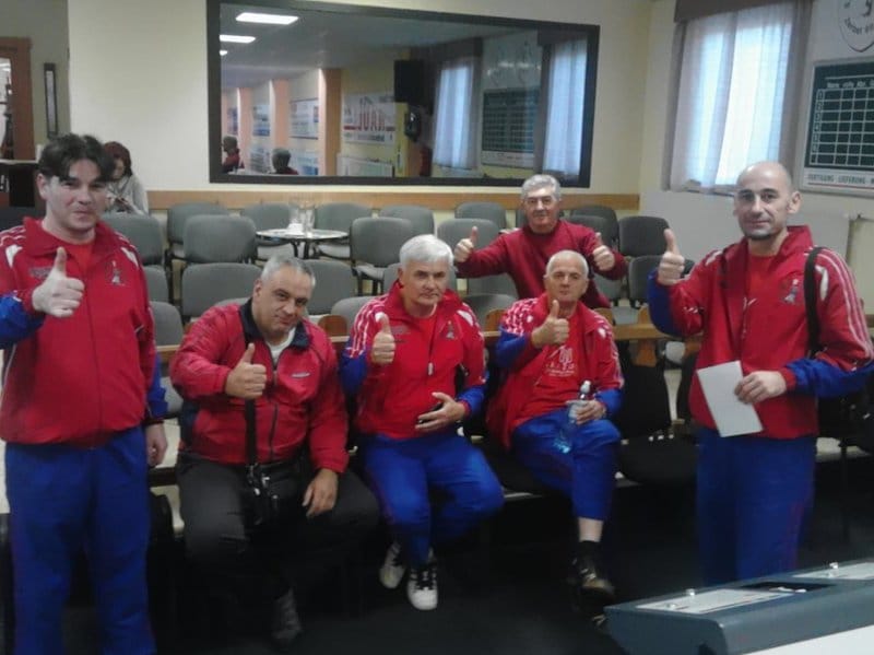 Niš-put van "opasne zone" 12 kuglasi nis puta