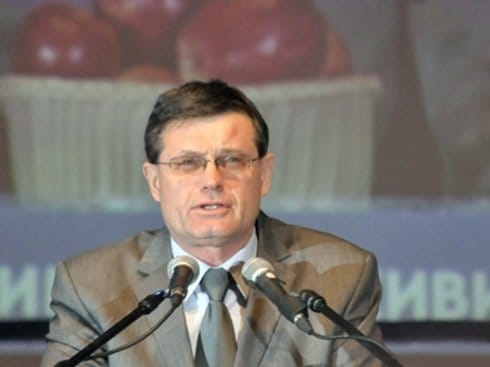 Jovanović o Slavkoviću, umesto o budžetu 19 Branislav Jovanovic