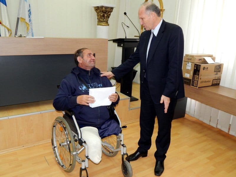 Priznanje "poštenjačini iz Niša" 11 Sakirovski