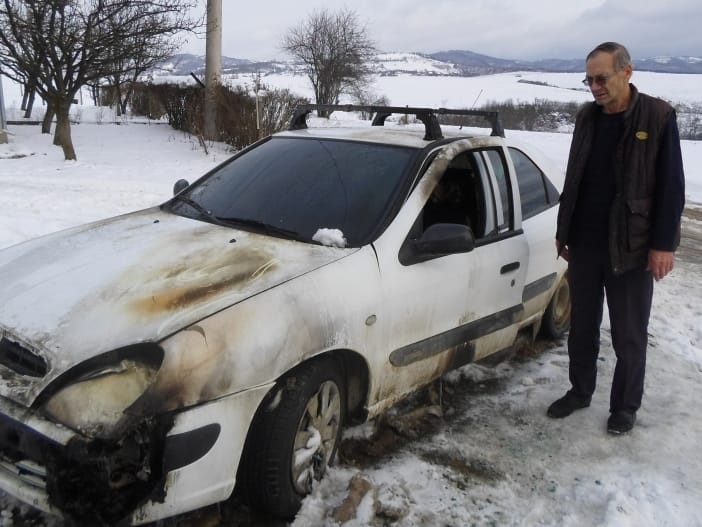 Zapaljen automobil kod Vladičinog Hana 14 Han auto Ristic