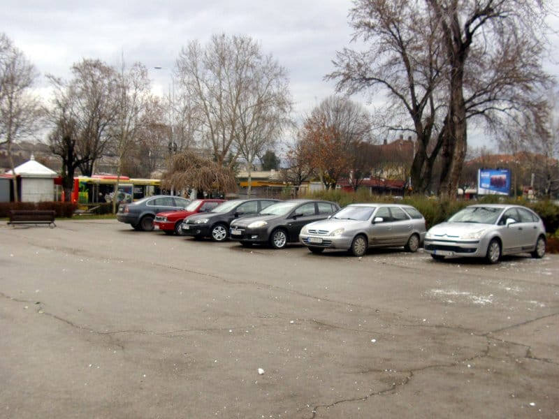 parkiranje crkva impro