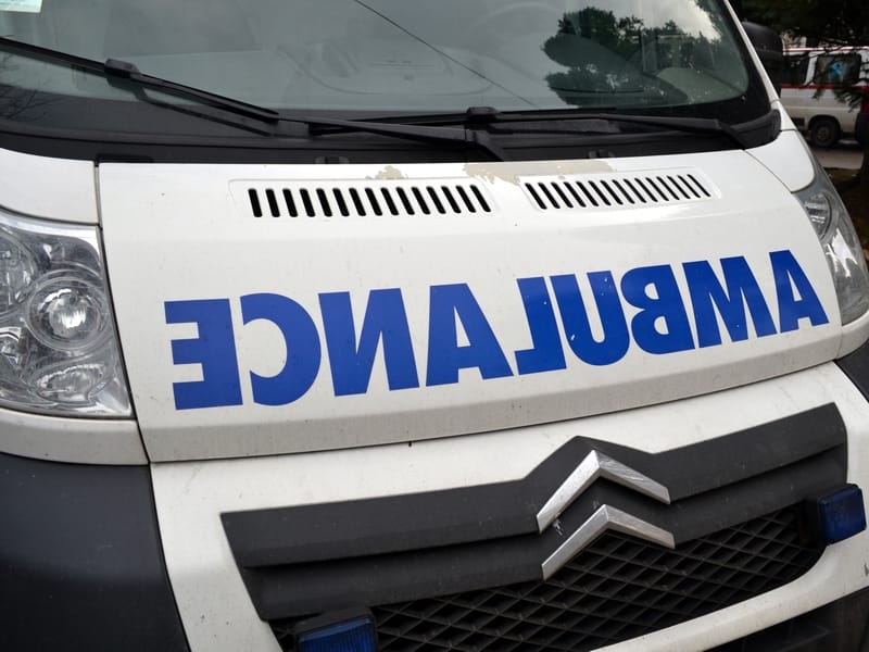 hitna pomoc ilustracija Kosta