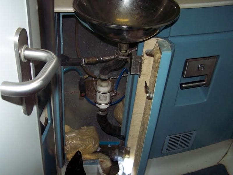 duvan u vozu toaleta