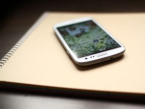 490x370 korupcija samsung telefon