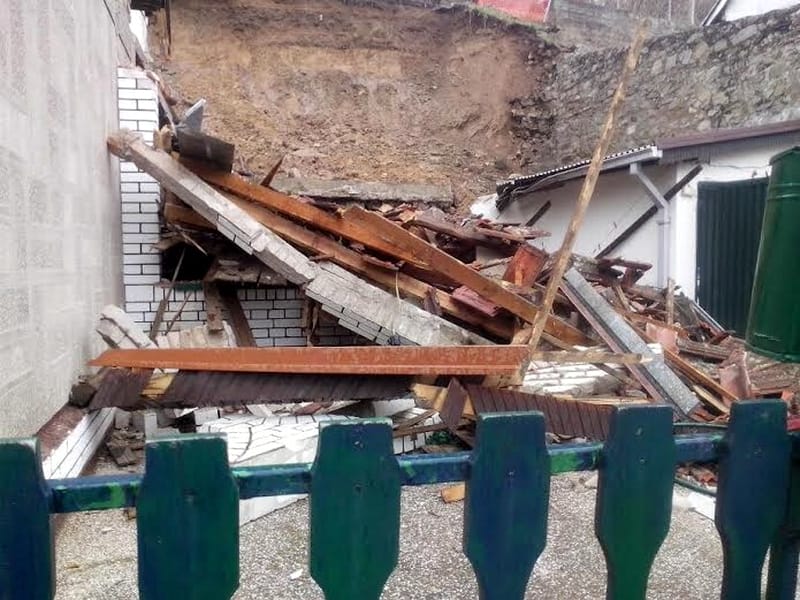 Klizište srušilo kuću u Lebanu 2 1