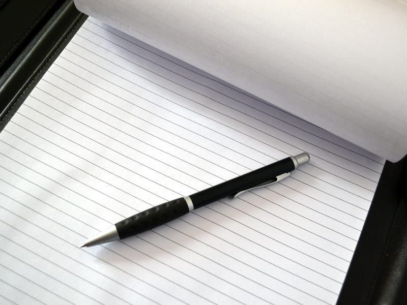 pisanje olovka ilustracija Kosta