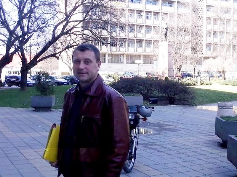 Bratislav ispred Direkcije