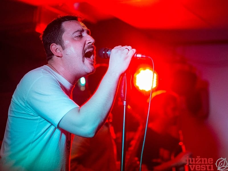 800x600 Proces 15 12