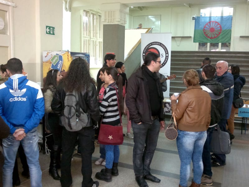 Romskim studentima najveći problemi novac i posao 9 romi studenti