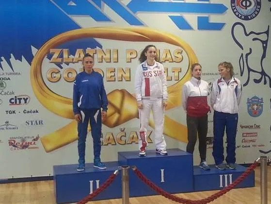 Srebrna medalja niške karatistkinje na "Zlatnom pojasu" 18 branka zlatni pojas 2015