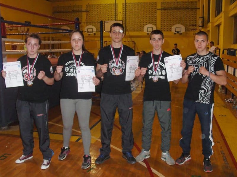 Nišlijka prva u Srbiji u kik-boksu 13 kik boks klub nis
