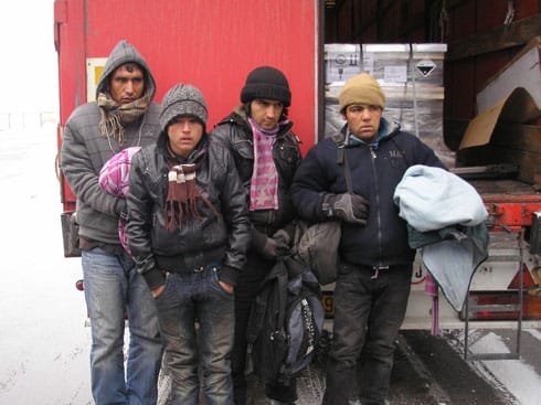 “Policija maltretira i proteruje migrante iz Srbije” 16 naslovna