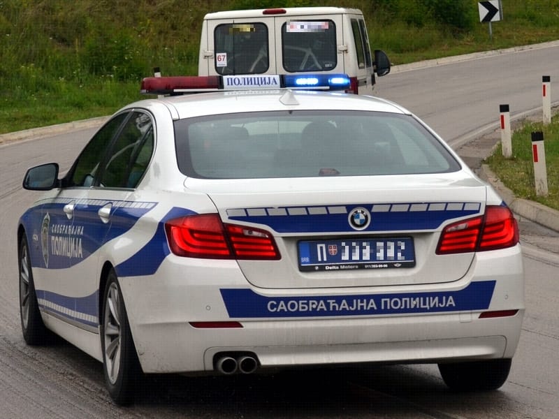Nišlija prevozio emigrante sa bugarske granice 15 policija i kombi KOSTA