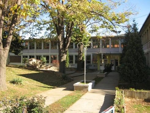 Provalili u školu i odneli računare, klimu i bicikl 1 osvozdkaradjordjealeksinac