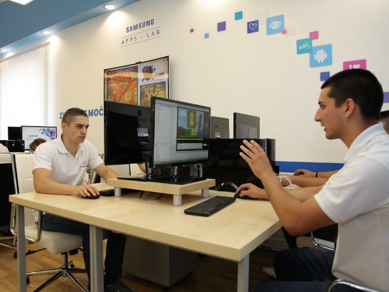 Laboratorija za razvijanje aplikacija VTS Nis