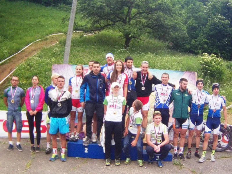 crna trava biciklizam