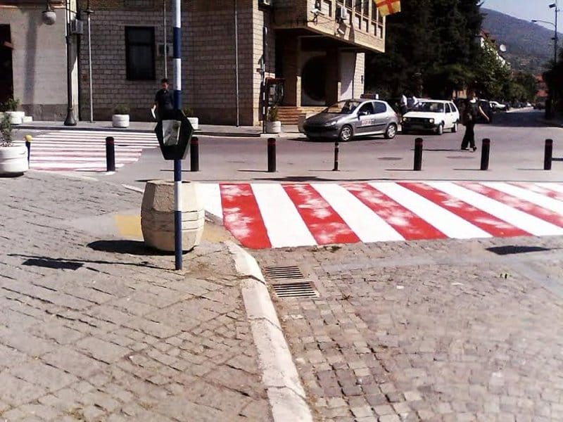 Crveno-bele zebre i u Vranju 1 zebra