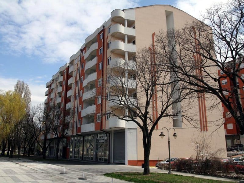 Utajili porez nelegalnom prodajom stanova u Nišu 18 zgrada