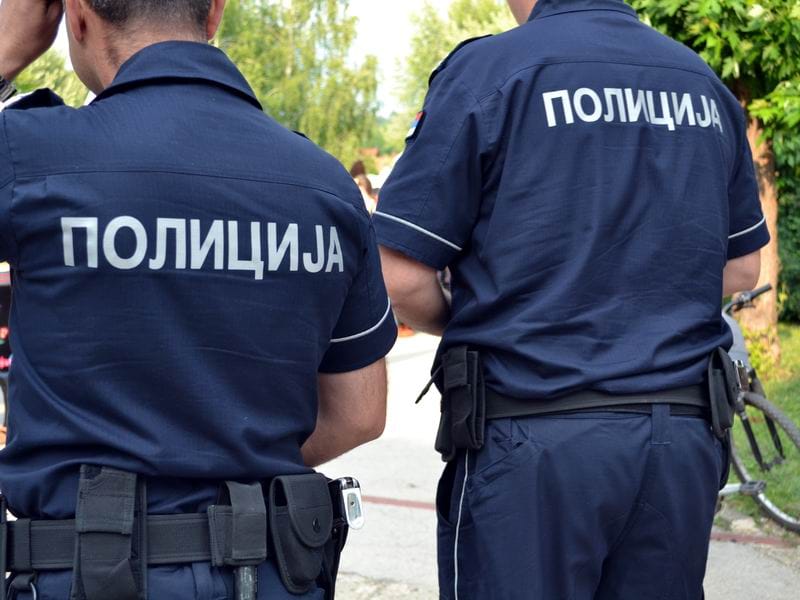 Pretukao nevenčanu suprugu 16 Policija Kosta