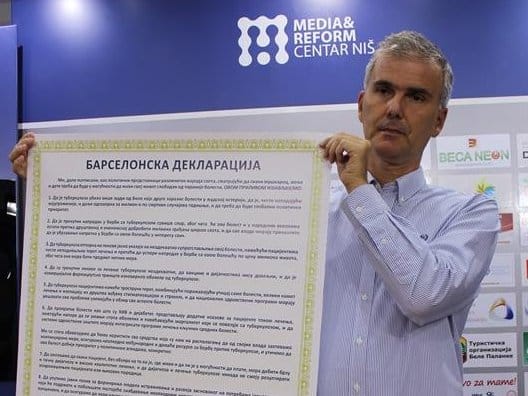 Milisavljević prvi potpisnik Barselonske deklaracije u Srbiji 3 milisavljevic deklaracija
