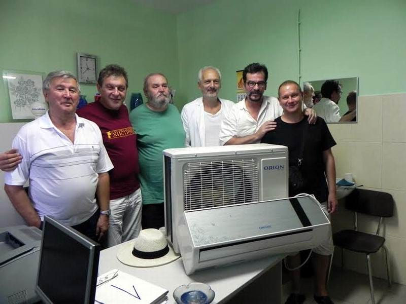 Donacija Varoškog pozorišta prokupačkoj psihijatriji 6 klima za psihijatriju