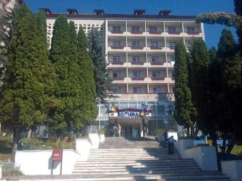 leoni hotel