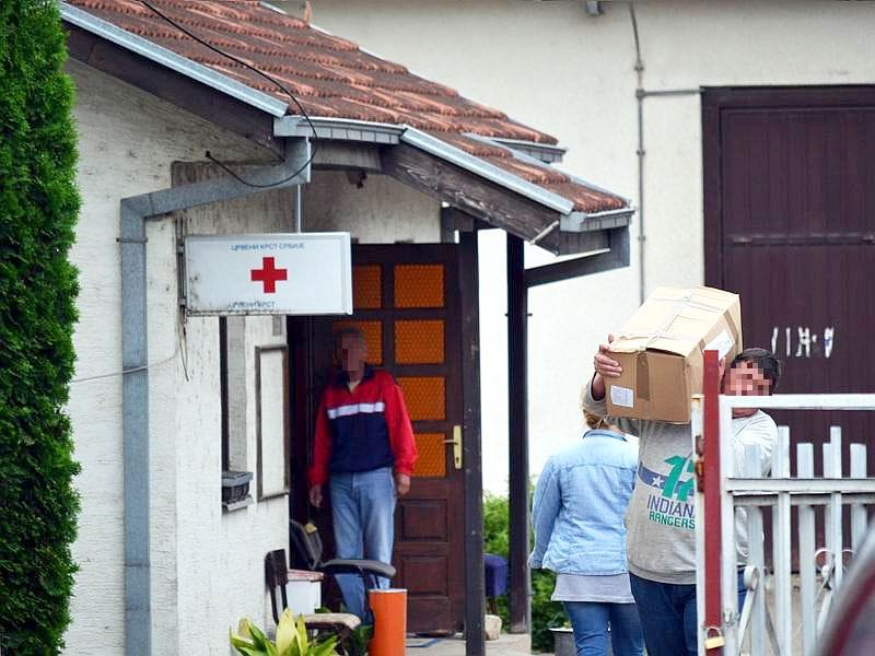 Crvenom krstu u Lebanu potrebna hrana i garderoba 7 Crveni krst Ilustracija KOSTA Juzne vesti