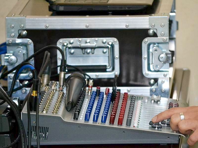 mediji mikseta Kosta Ilustracija Juzne vesti