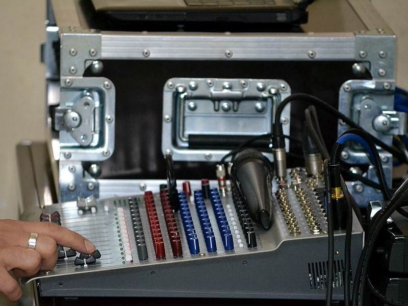 ilustracija Kosta radio