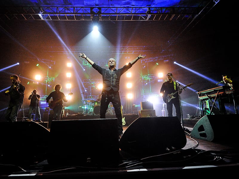 Hiljade Nišlija pevalo i plesalo uz Džibonija 8 dziboni