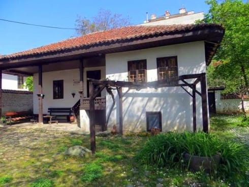 490x370 Borina kuca Vranje