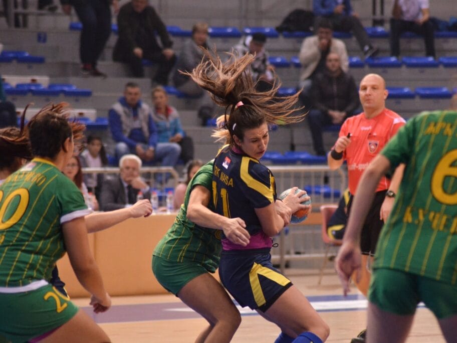 Poraz Naise u prvom meču 3. kola EHF kupa 10 naisa