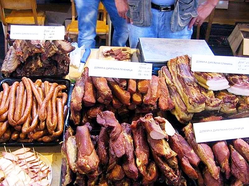 Bugarski turisti oduševljeni caribrodskom šušenicom 1 Dani carobrodske susenice 2015 1