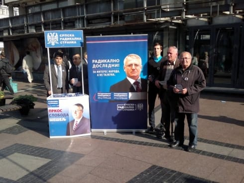 Napadnuti radikali u centru Niša 12 490x370 radikali nis