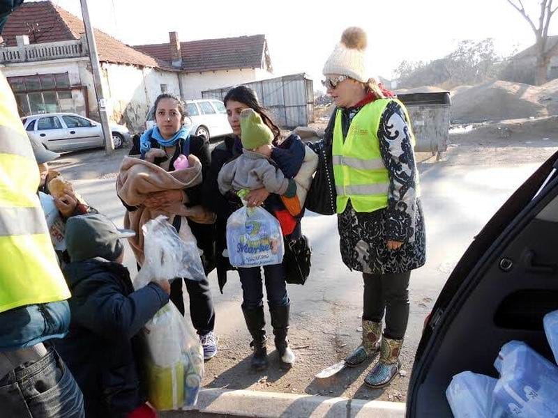pomoc deci izbeglicama presevo