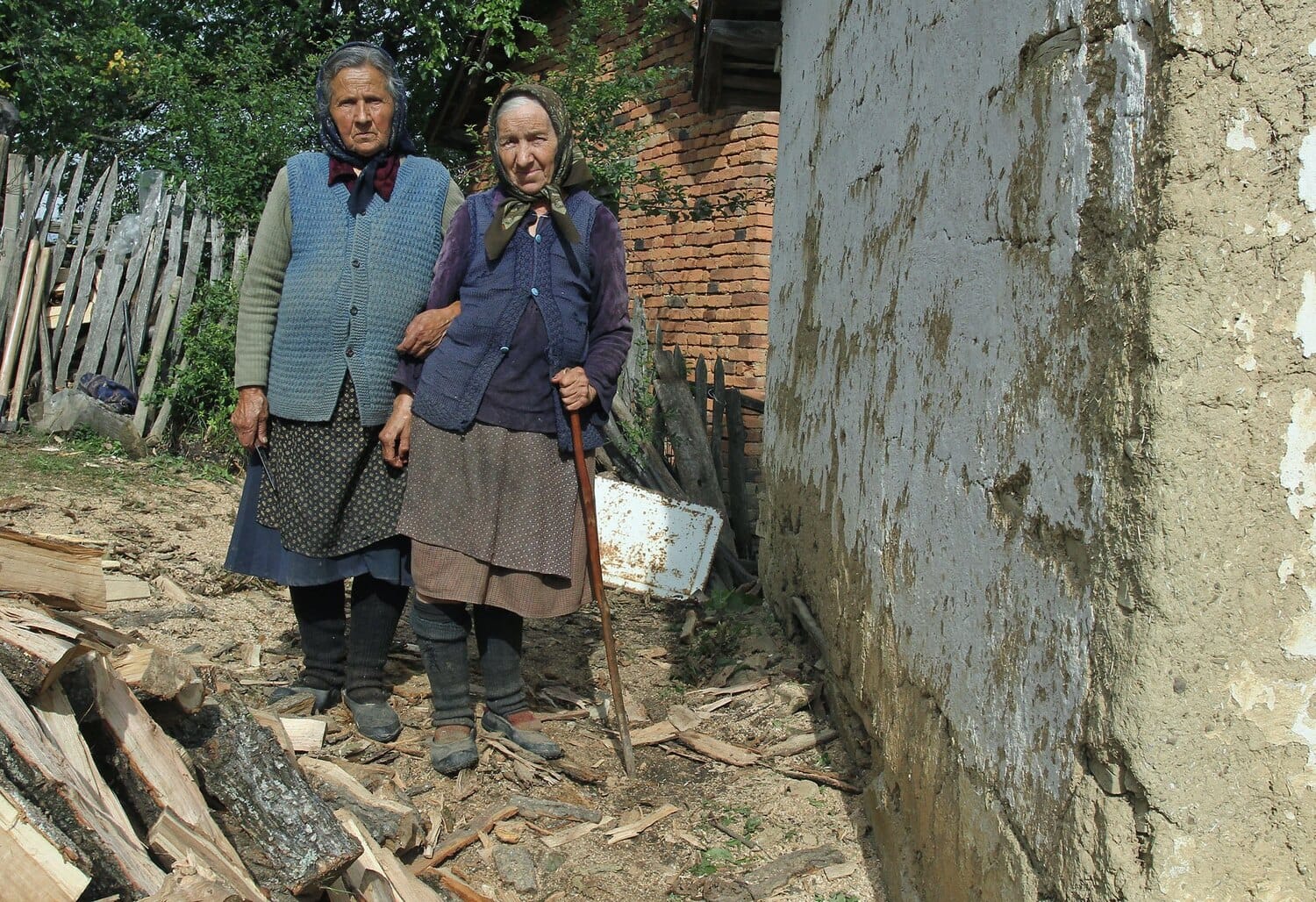 Prijateljice i komsinice Rajna Stojanovic i Rusanda Stoiljkovic