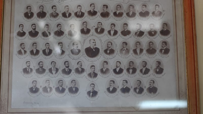 Jedna od prvih generacija