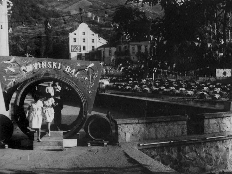 800x600 vinski bal nekad