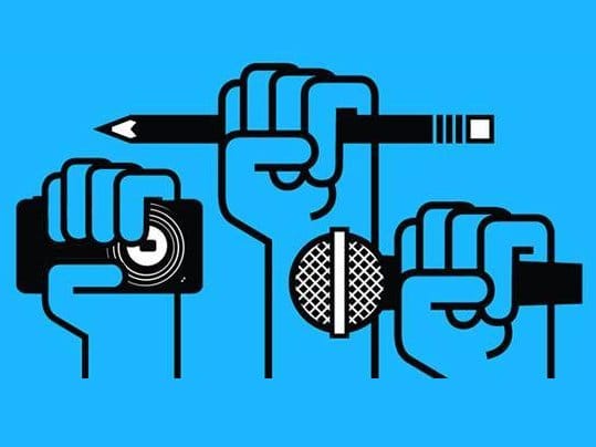 Novinari novim protestom traže Gašićevu smenu 14 Novinari ne klece