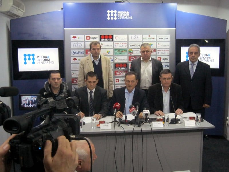 Niška opozicija traži krivce za sporni tender 2 opozicija32015