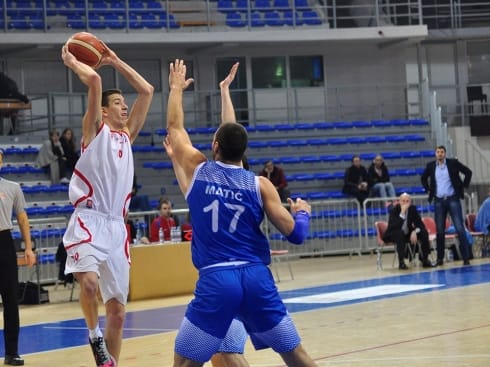 490x370 stojacici konstnatin