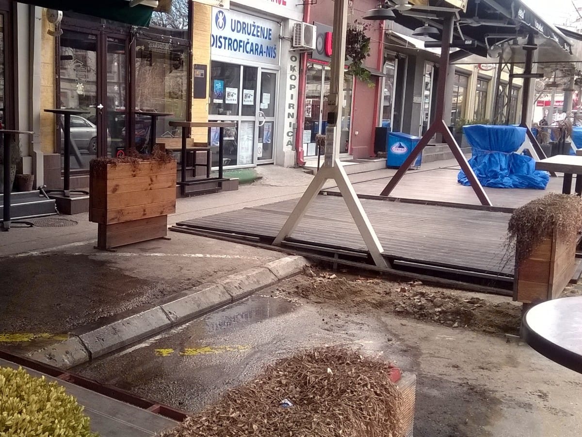 platforme Trg republike