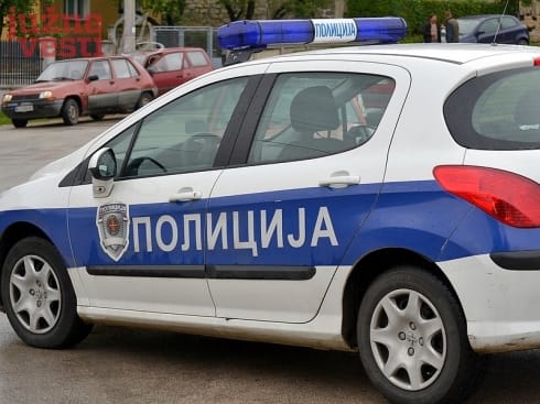 Uz različite narkotike, prodavao i psihoaktivne pečurke 4 policija KOSTA Ilustracija