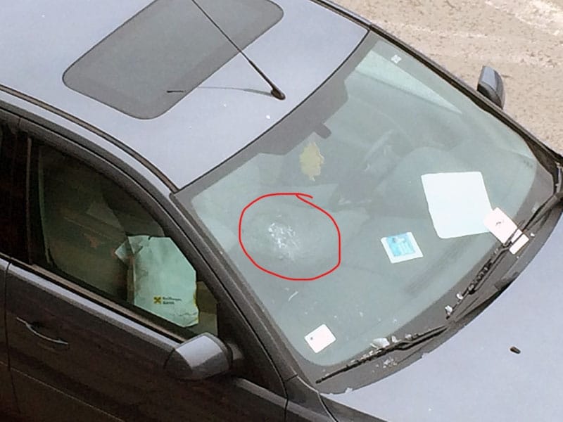 800x600 Naprsla sofersajbna